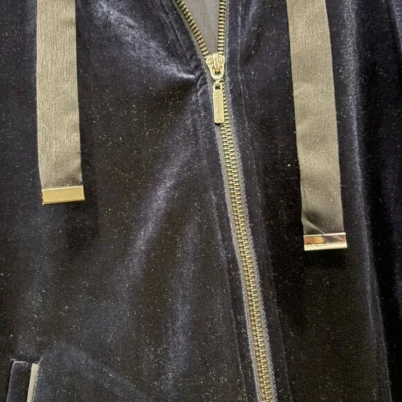 Laura Petites Velvet Hoodie in Navy Blue - Picture 7 of 7